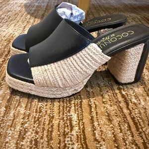 Coconuts by Matisse Platforms - Black Leather & Natural Rope - Size 6US - NWT